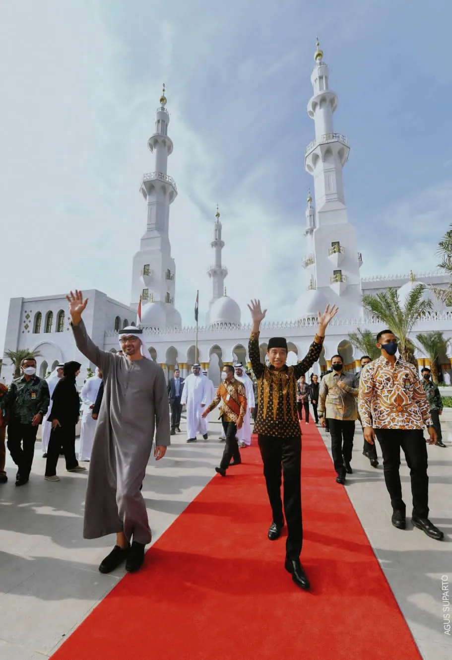Peresmian Masjid Raya Sheikh Zayed